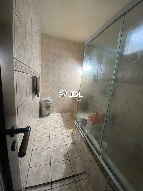 Casa à venda no bairro Velha: 
