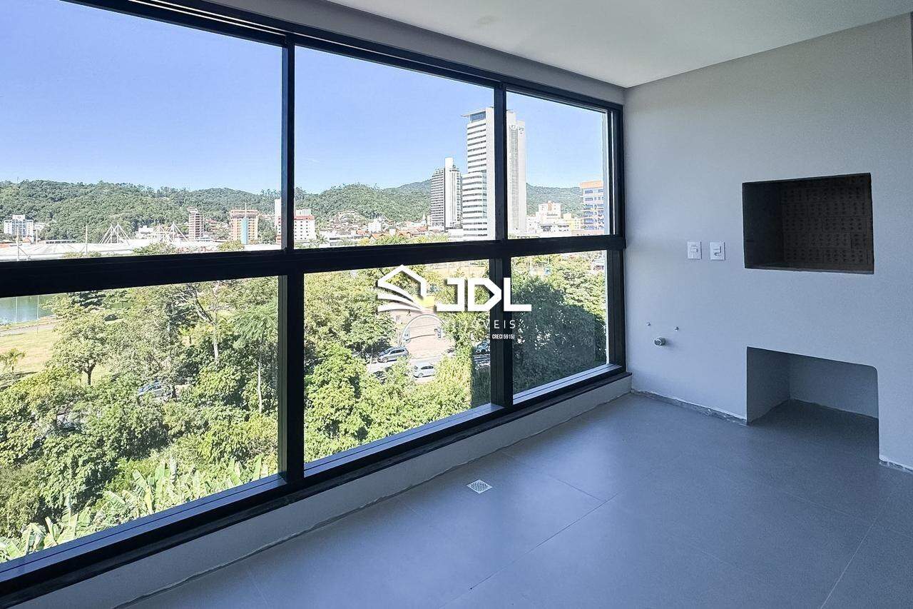 Apartamento à venda no bairro Vila Nova: 