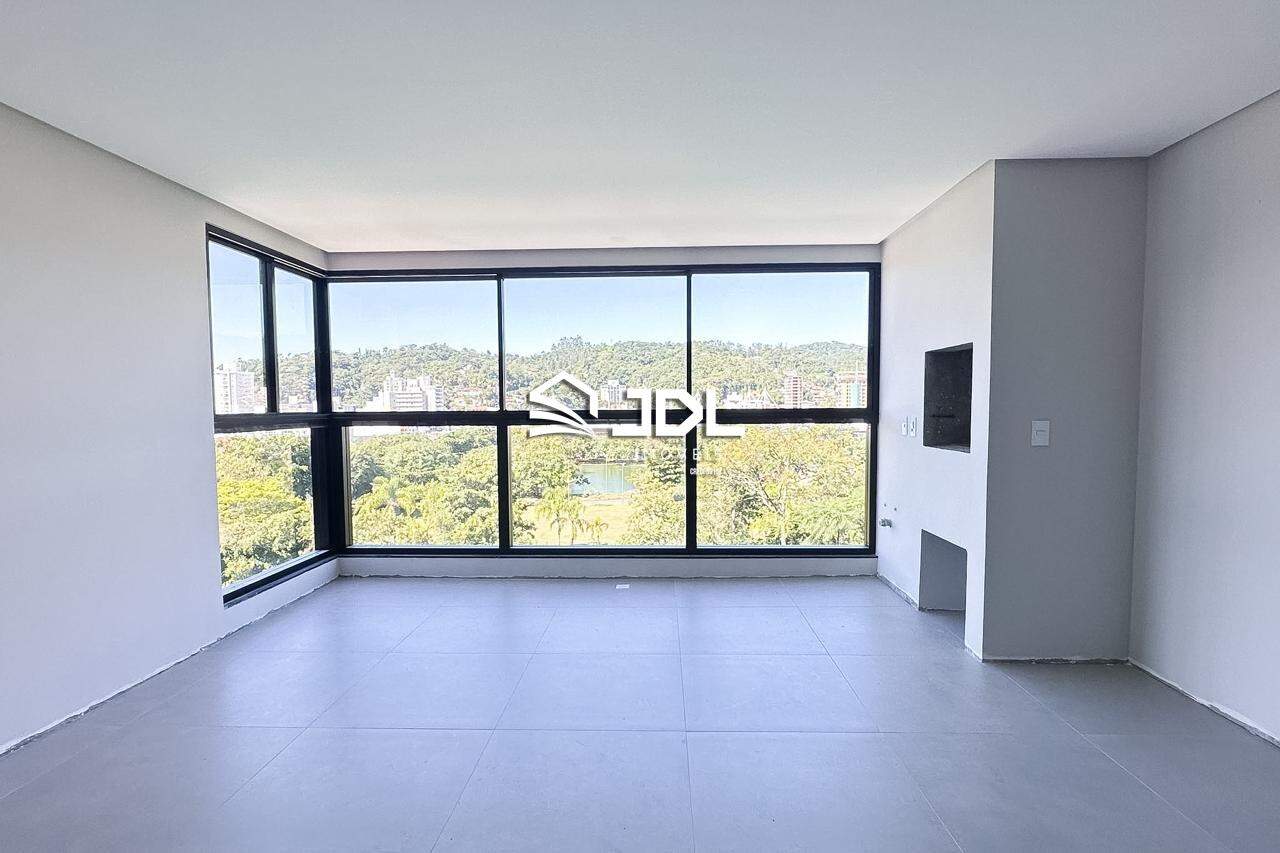Apartamento à venda no bairro Vila Nova: 