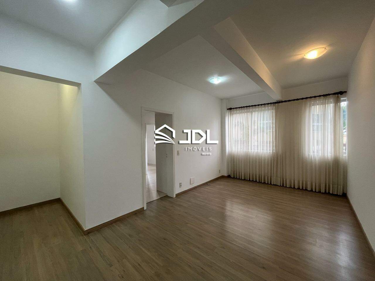 Apartamento à venda no bairro Ponta Aguda: 