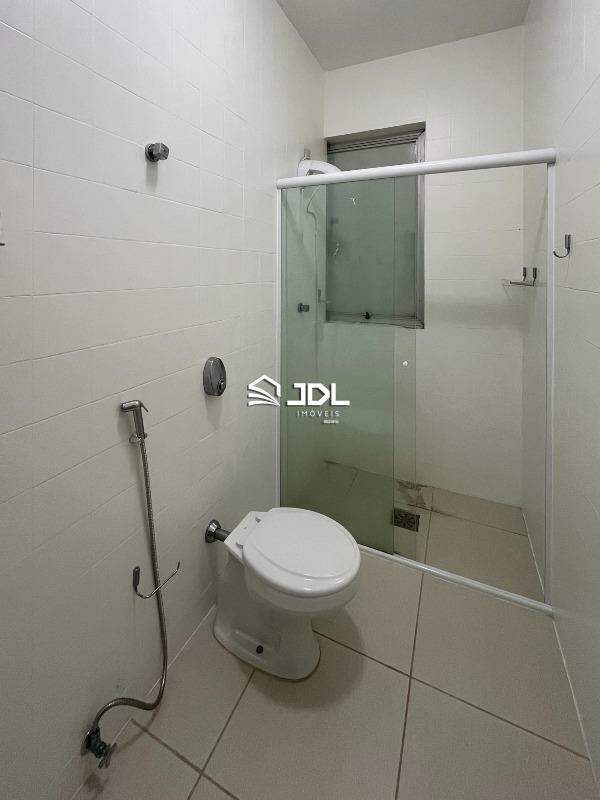 Apartamento à venda no bairro Ponta Aguda: 