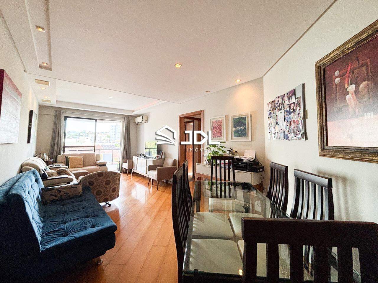 Apartamento à venda no bairro Velha: 