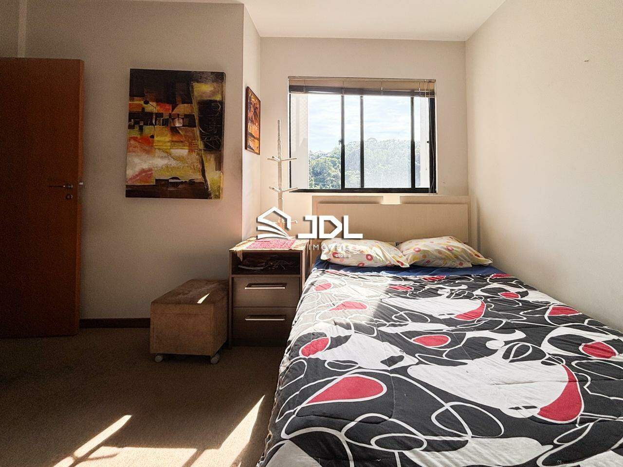 Apartamento à venda no bairro Velha: 