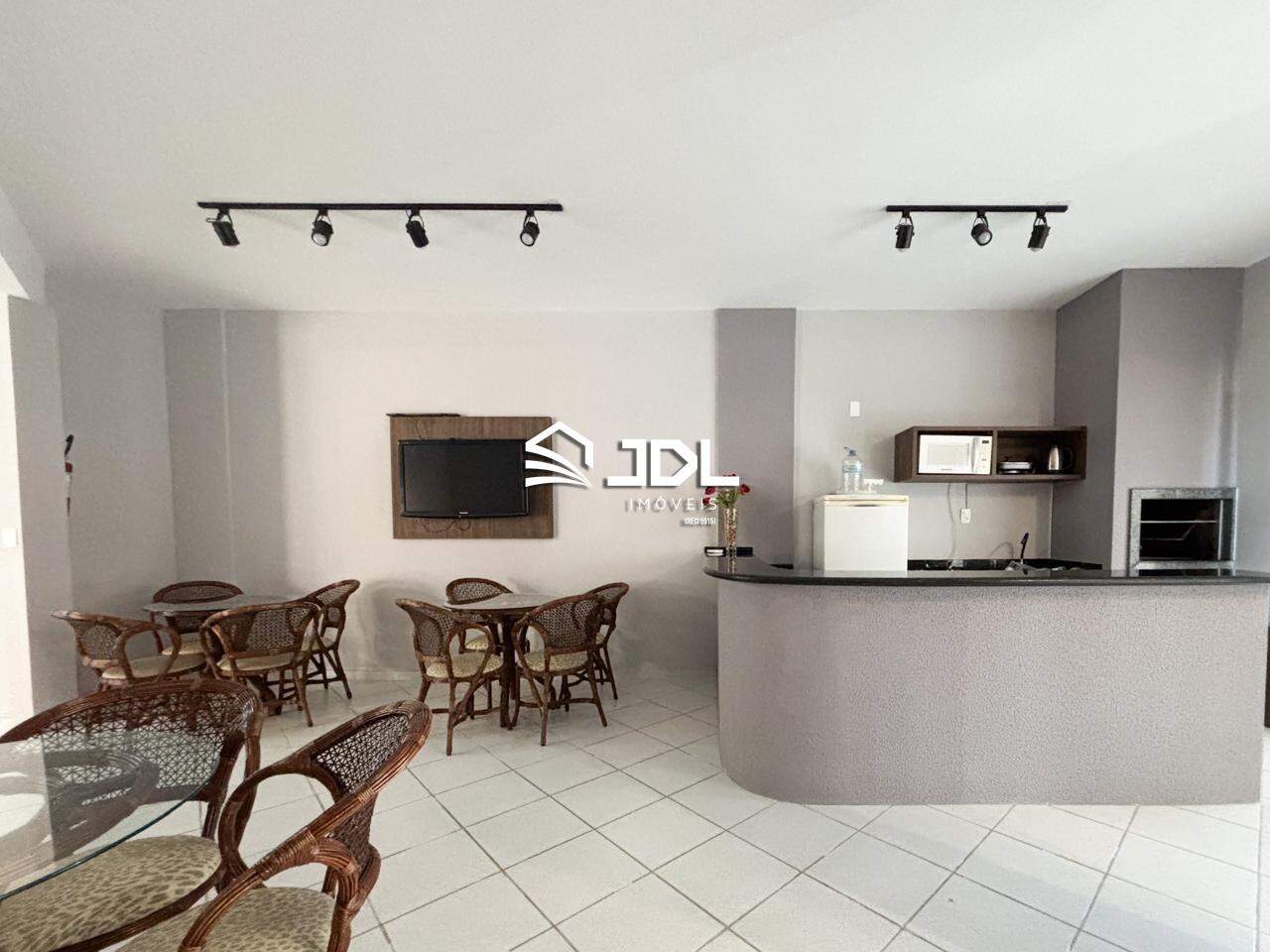 Apartamento à venda no bairro Velha: 
