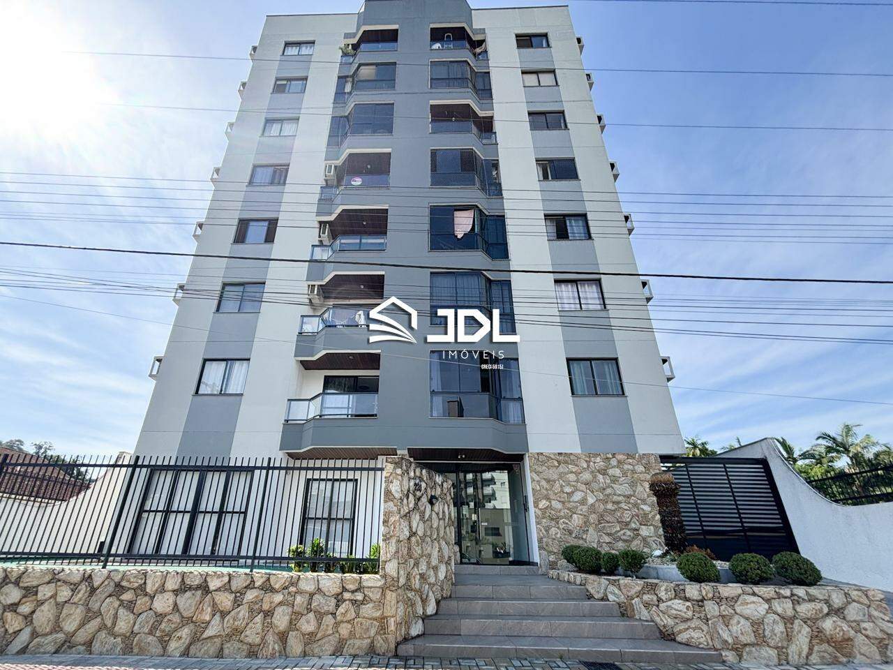 Apartamento à venda no bairro Velha: 