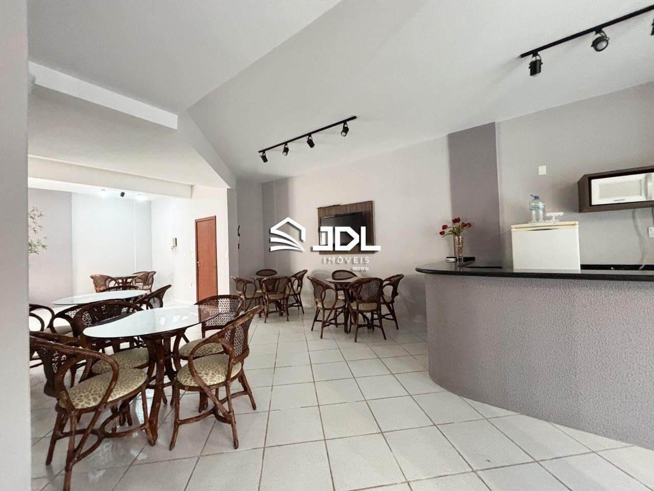 Apartamento à venda no bairro Velha: 