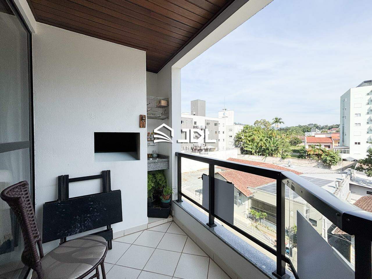 Apartamento à venda no bairro Velha: 