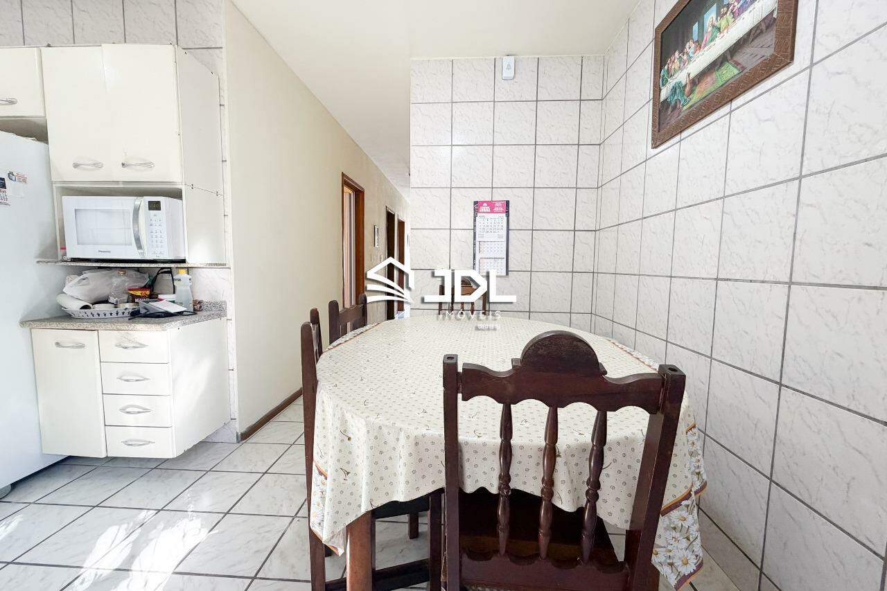 Casa à venda no bairro Centro: 