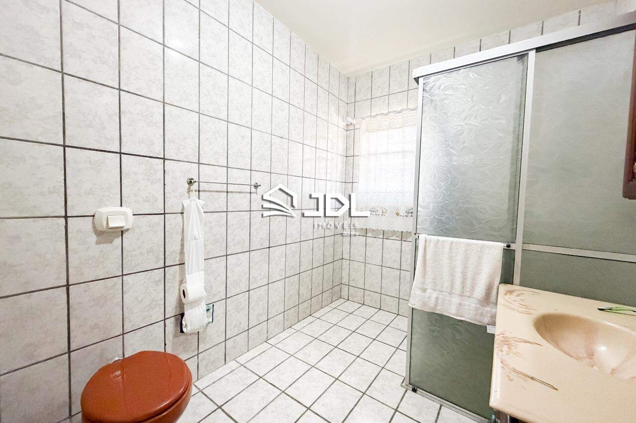 Casa à venda no bairro Centro: 