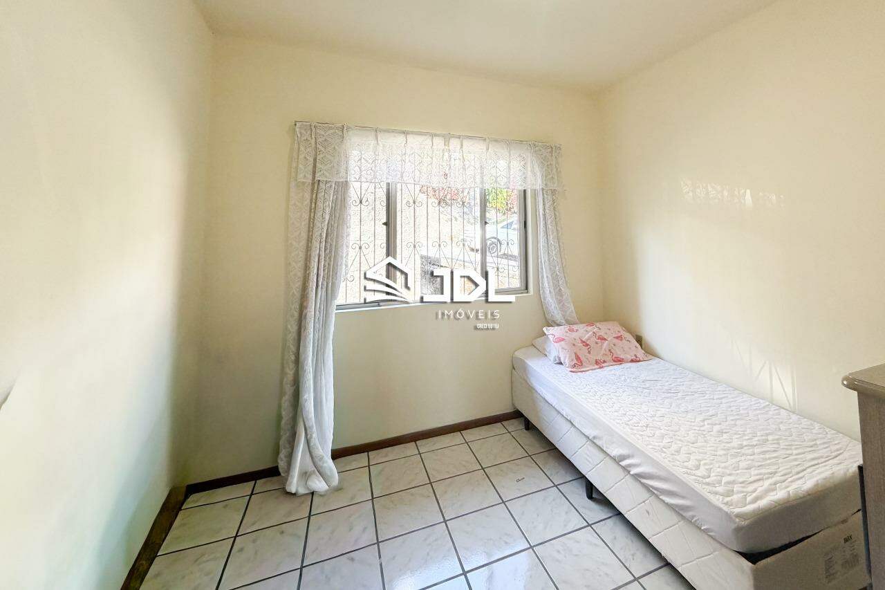 Casa à venda no bairro Centro: 