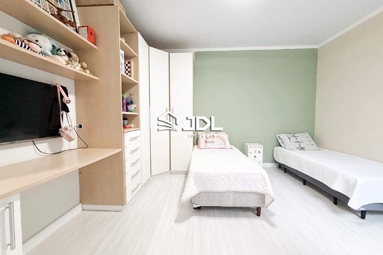 Casa à venda no bairro Garcia: 