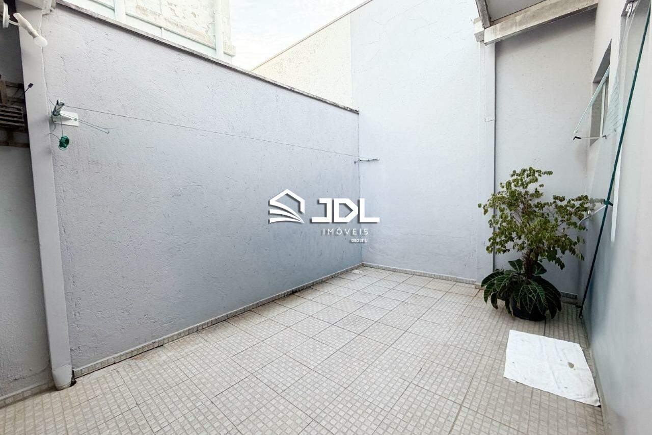 Casa à venda no bairro Garcia: 