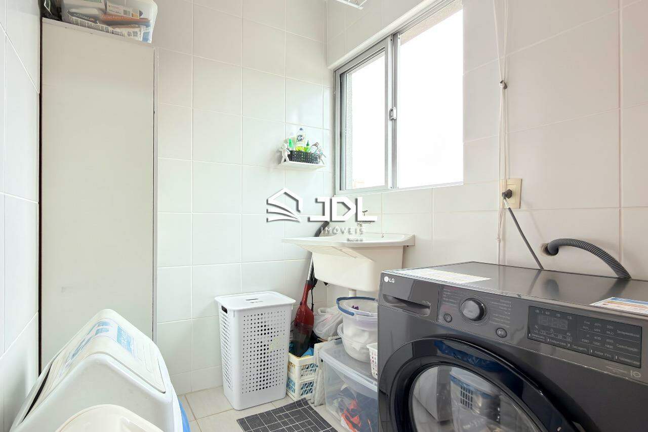 Apartamento à venda no bairro Vila Nova: 