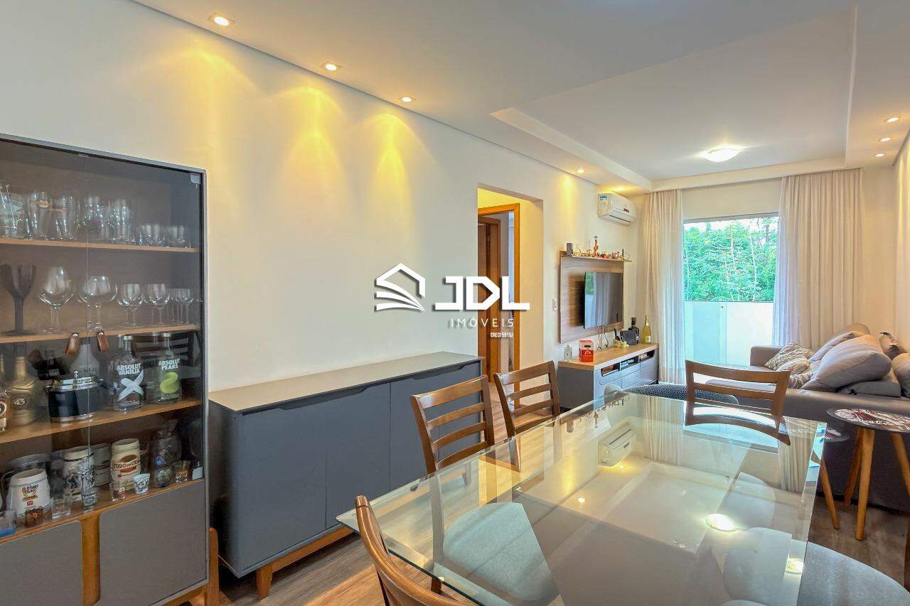 Apartamento à venda no bairro Vila Nova: 