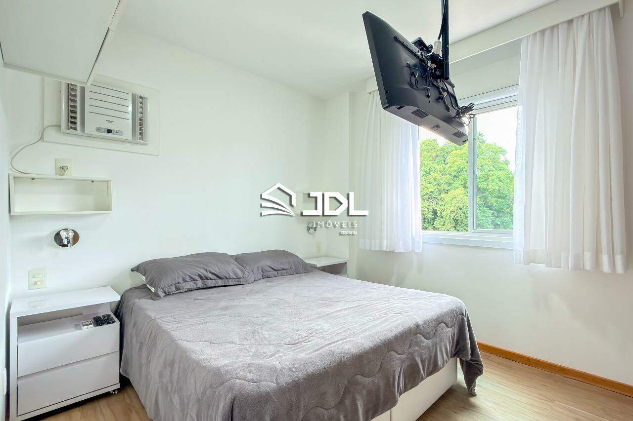 Apartamento à venda no bairro Vila Nova: 