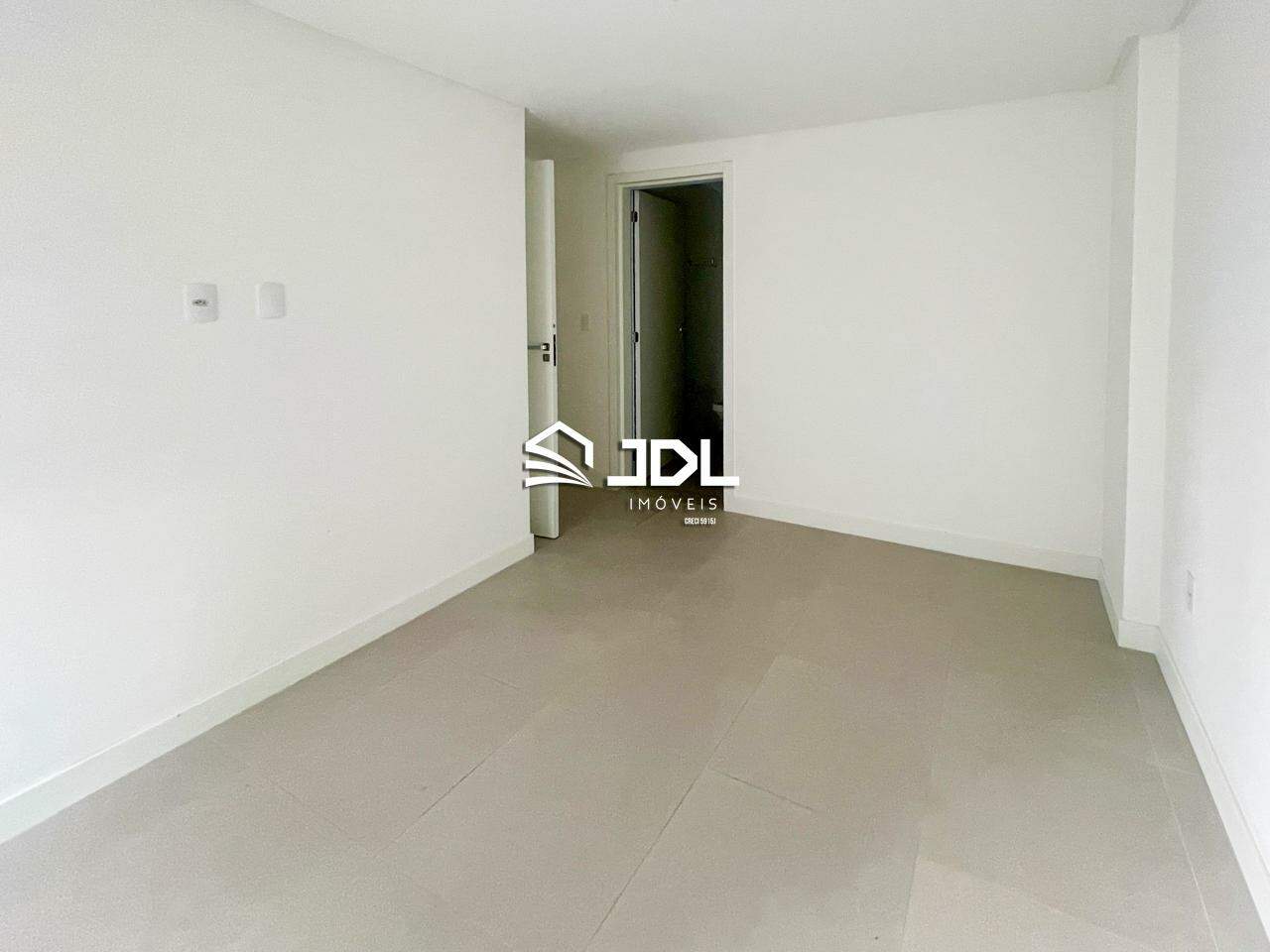 Apartamento à venda no bairro São Francisco de Assis: 