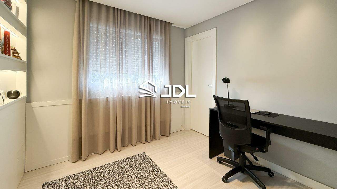 Apartamento à venda no bairro Escola Agrícola: