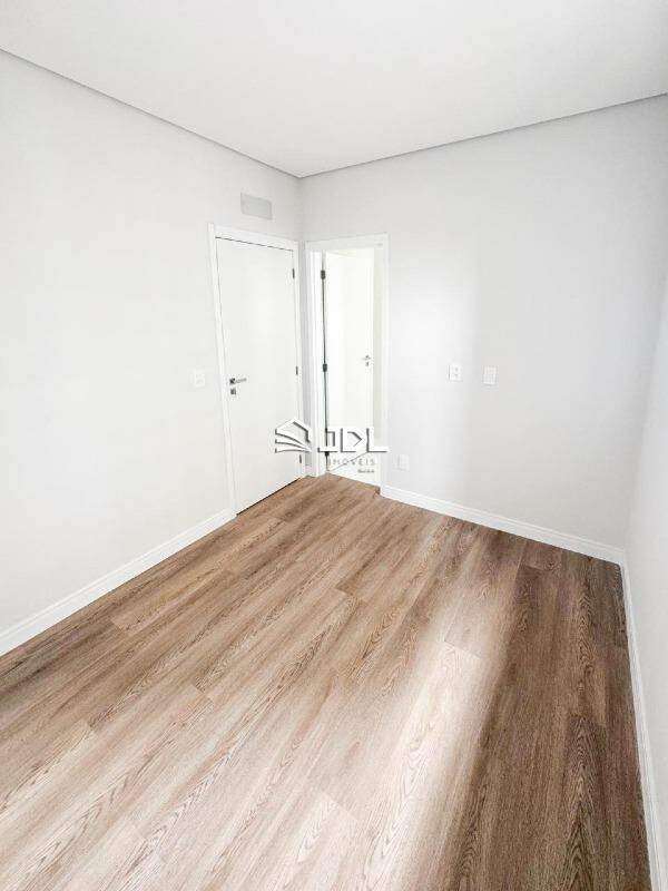 Apartamento à venda no bairro Tabuleiro: 