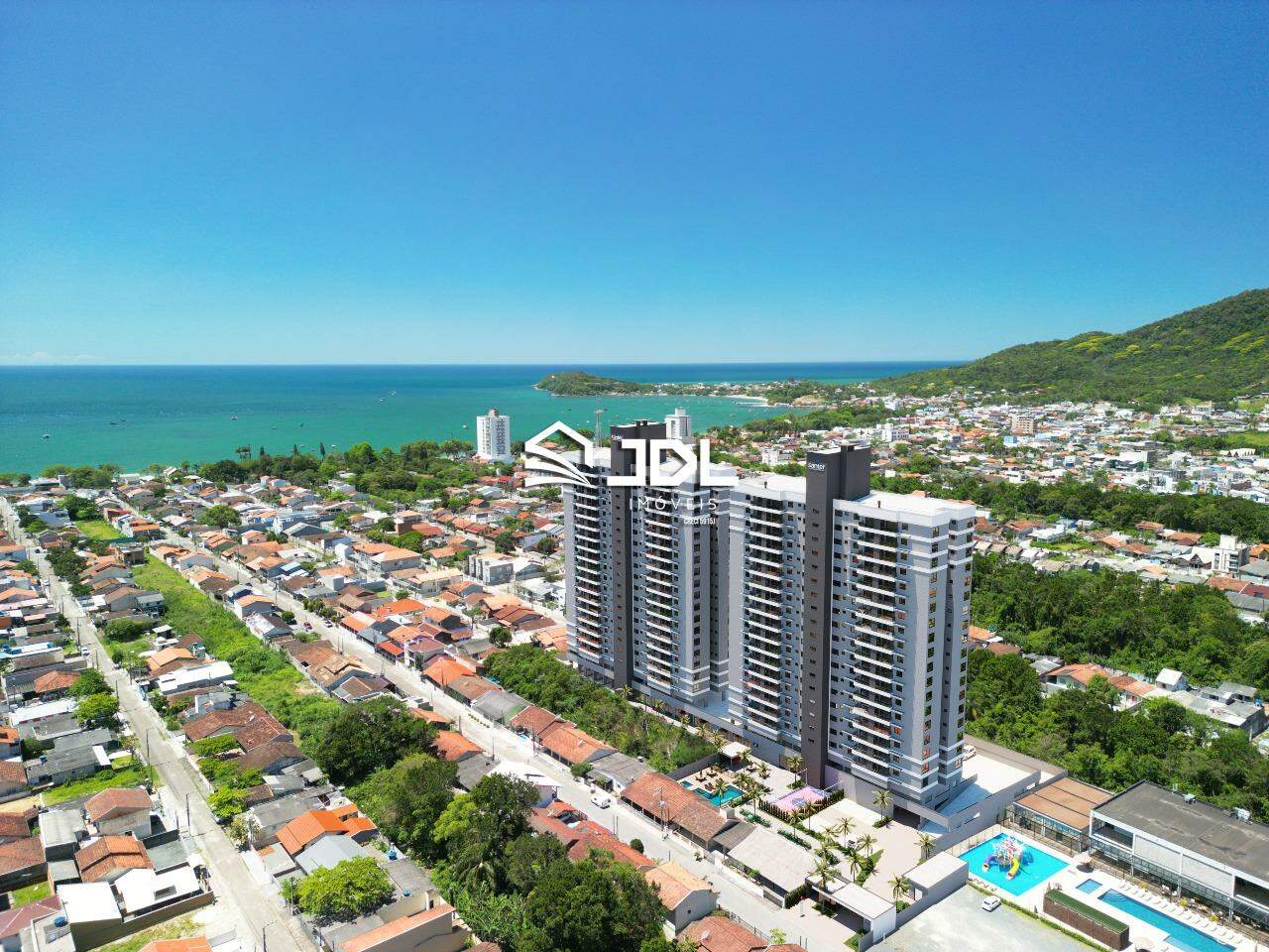 Apartamento à venda no bairro Armação: 