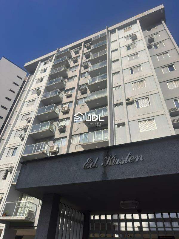 Apartamento à venda no bairro Ponta Aguda: 