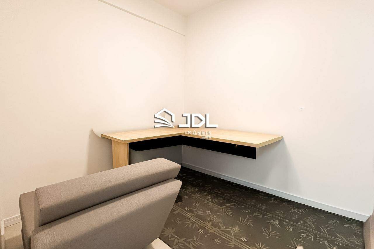 Apartamento à venda no bairro Ponta Aguda: 