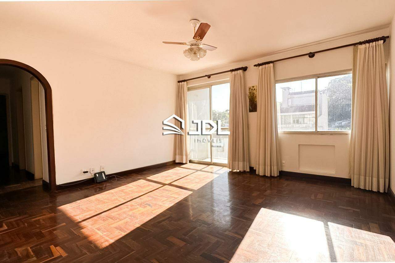 Apartamento à venda no bairro Ponta Aguda: 
