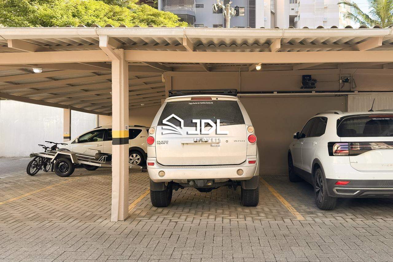 Apartamento à venda no bairro Ponta Aguda: 