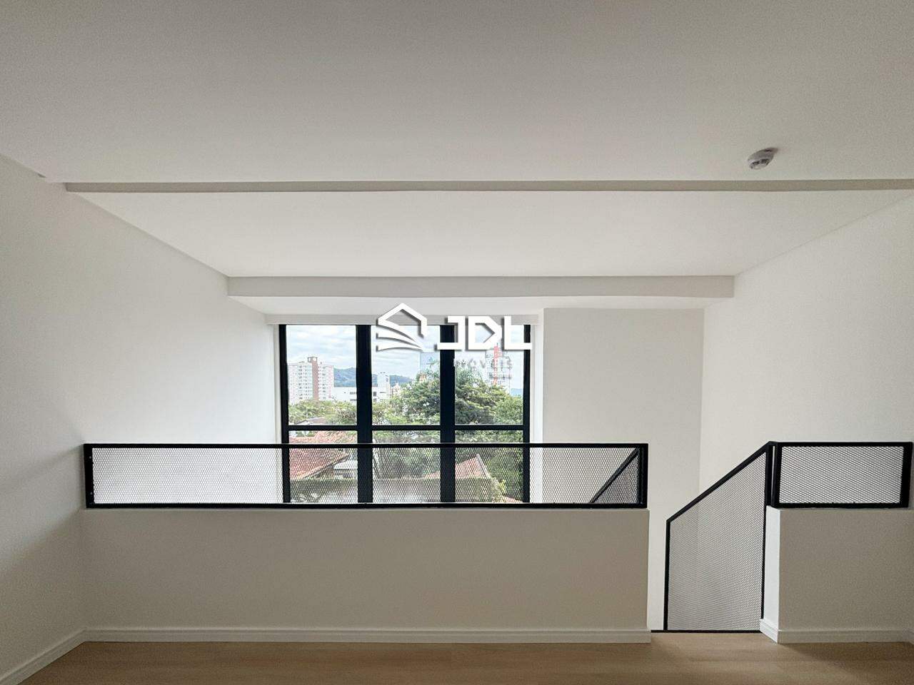 Apartamento Duplex à venda no bairro Velha: