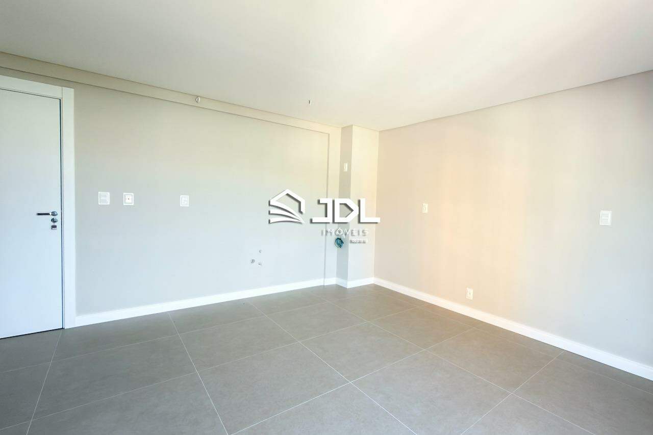 Apartamento à venda no bairro Velha: