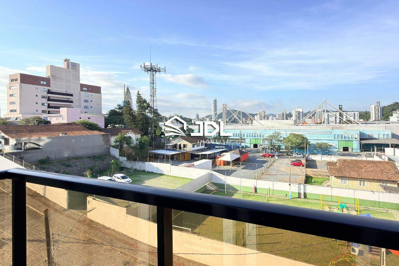Apartamento à venda no bairro Velha:
