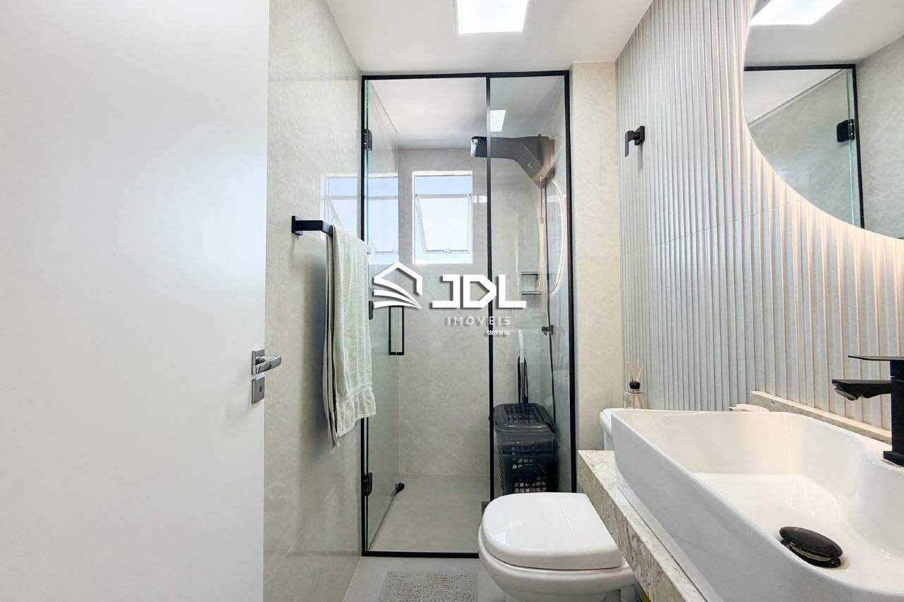 Apartamento à venda no bairro Velha: 