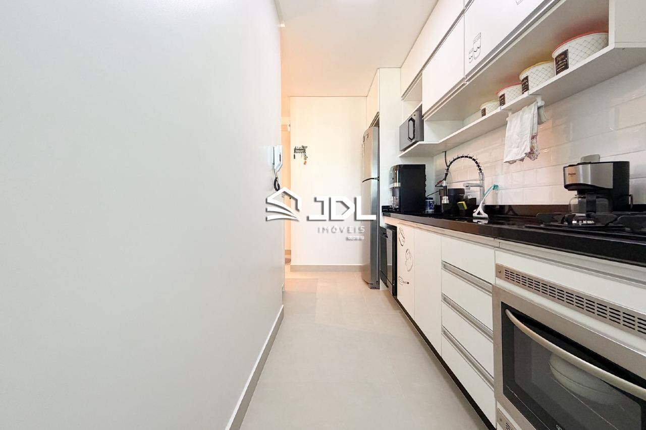 Apartamento à venda no bairro Velha: 
