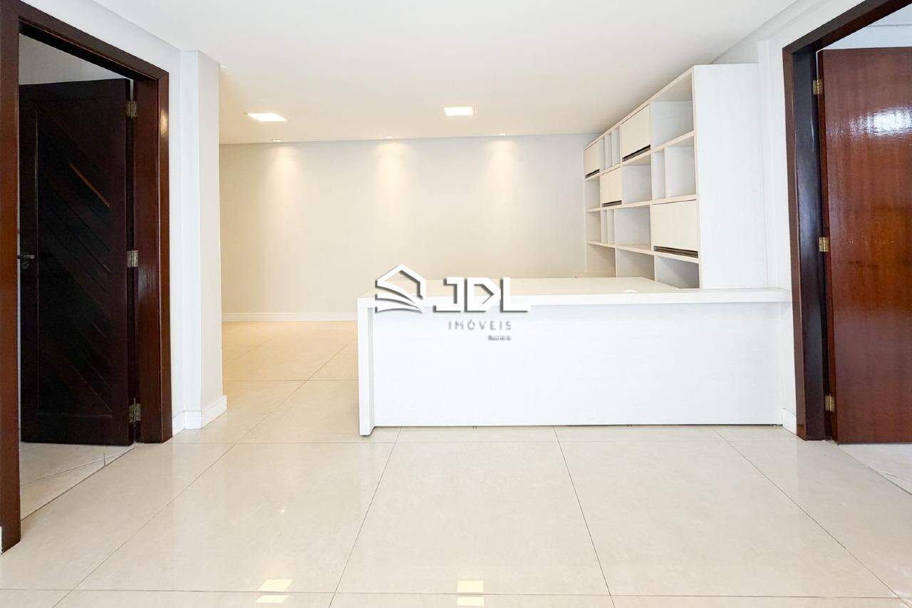 Casa à venda no bairro Vila Nova: