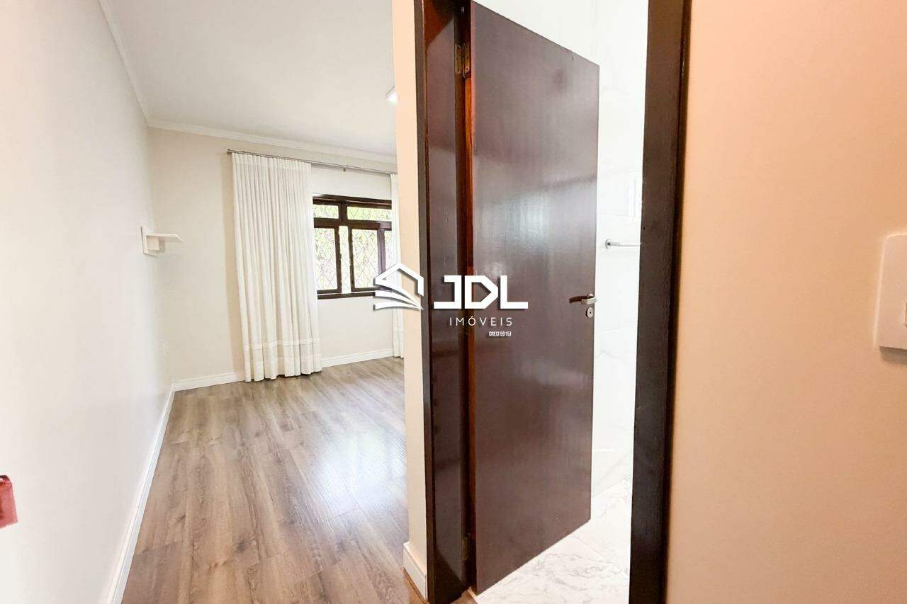 Casa à venda no bairro Vila Nova: