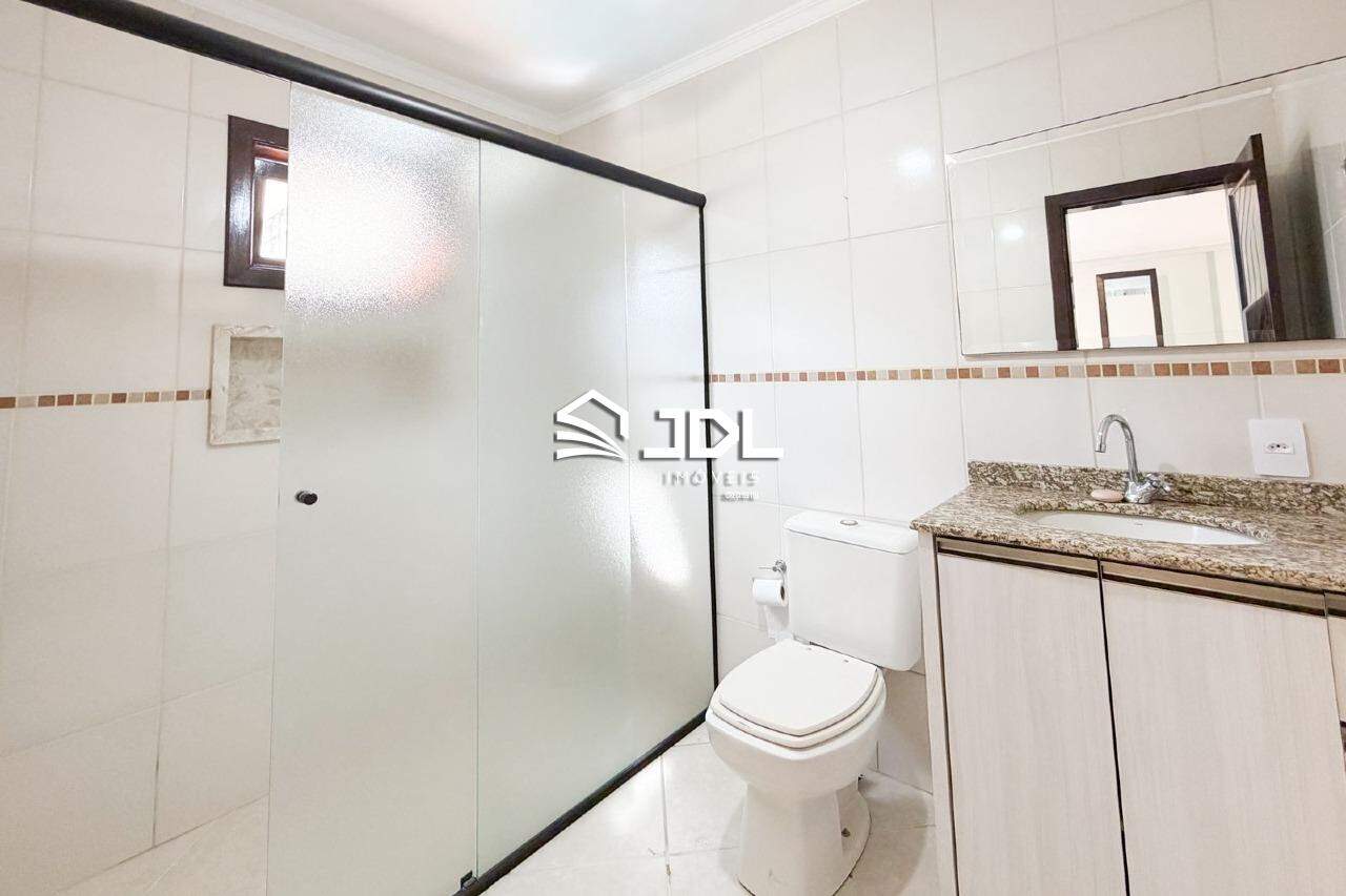 Casa à venda no bairro Vila Nova:
