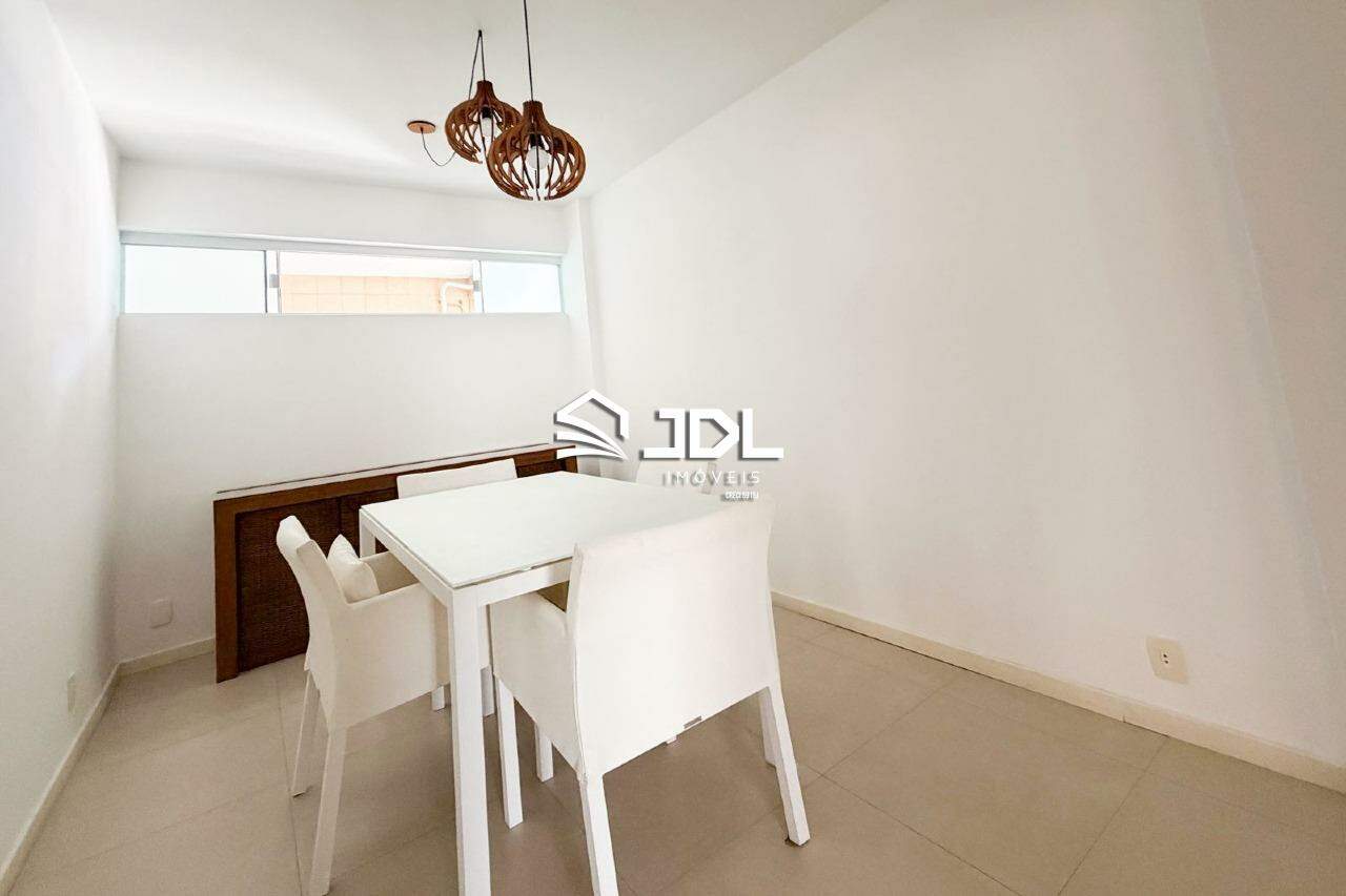 Apartamento à venda no bairro Ponta Aguda: