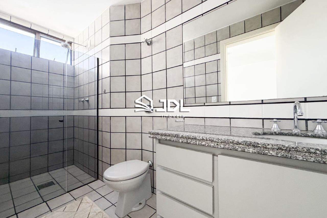Apartamento à venda no bairro Ponta Aguda: