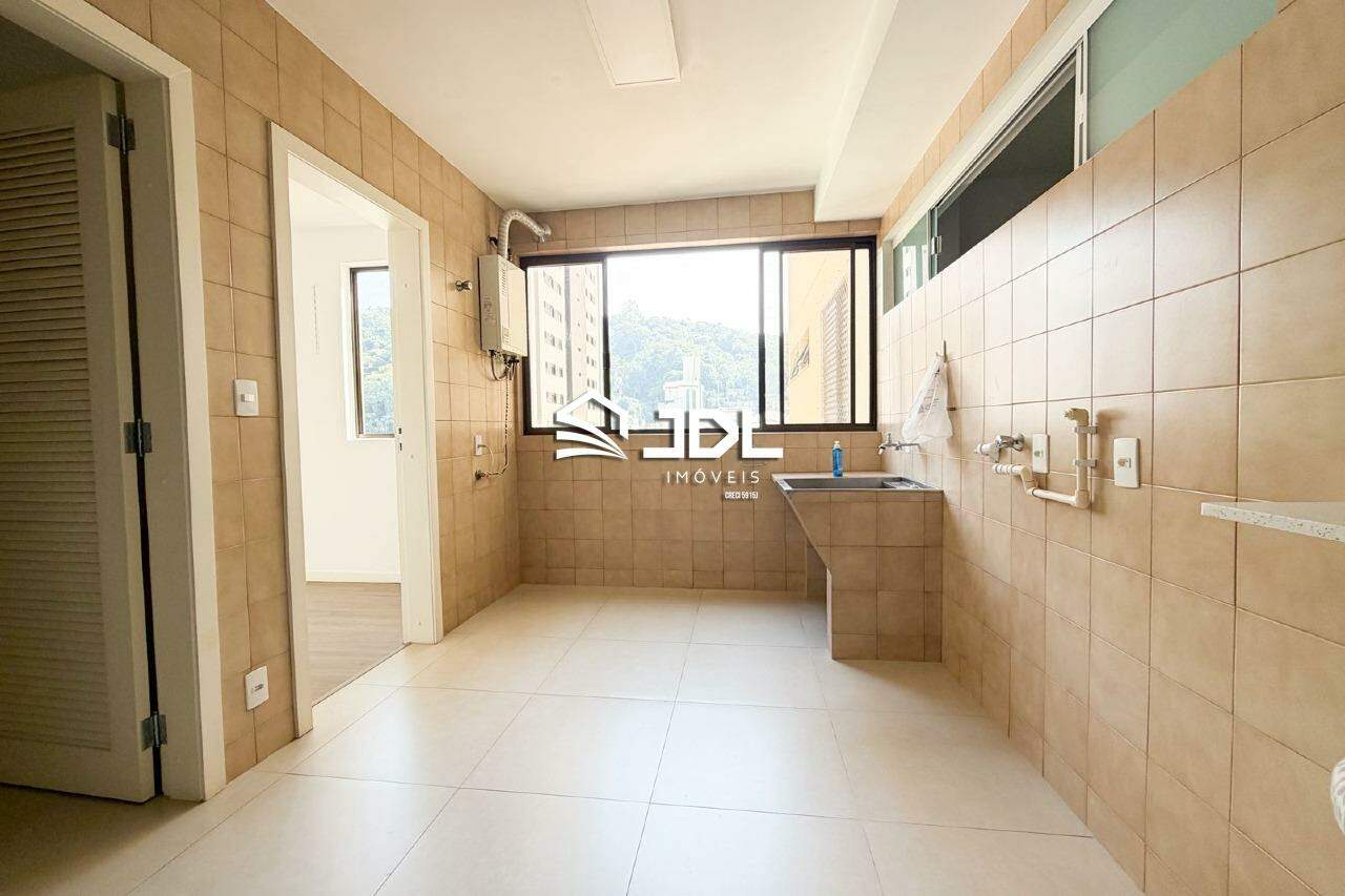 Apartamento à venda no bairro Ponta Aguda: