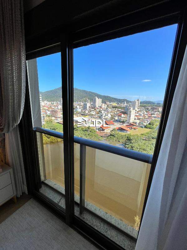 Apartamento à venda no bairro Porto Belo: 
