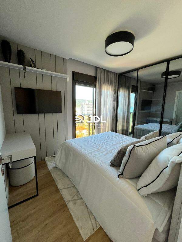 Apartamento à venda no bairro Porto Belo: 