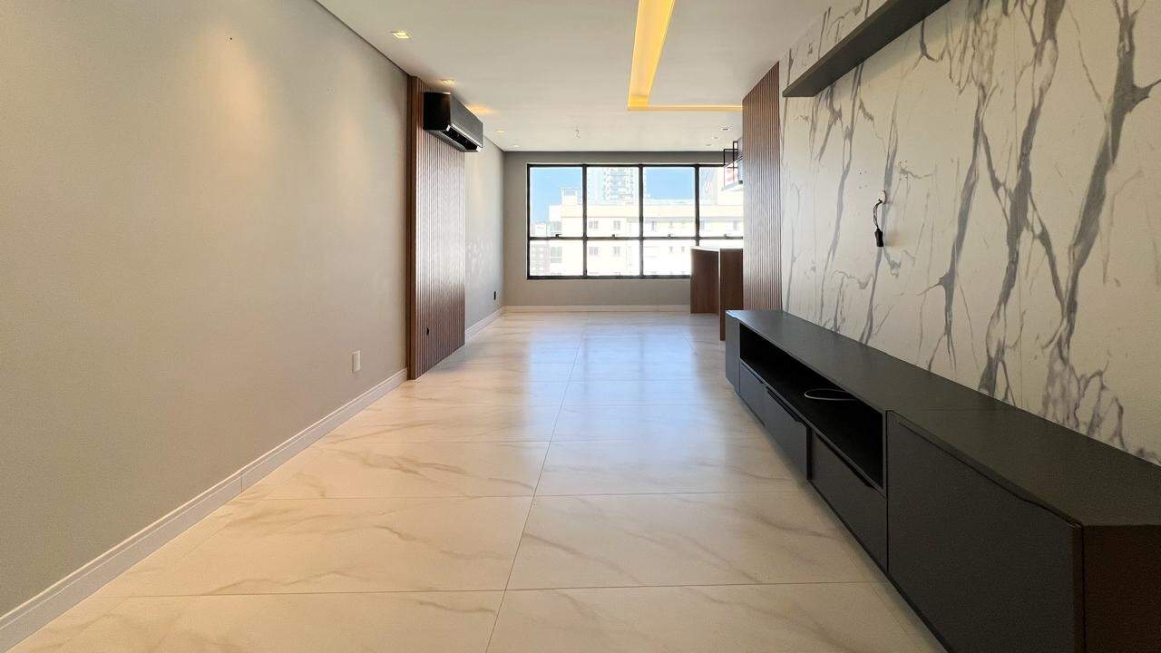 Apartamento à venda no bairro Vila Nova: 