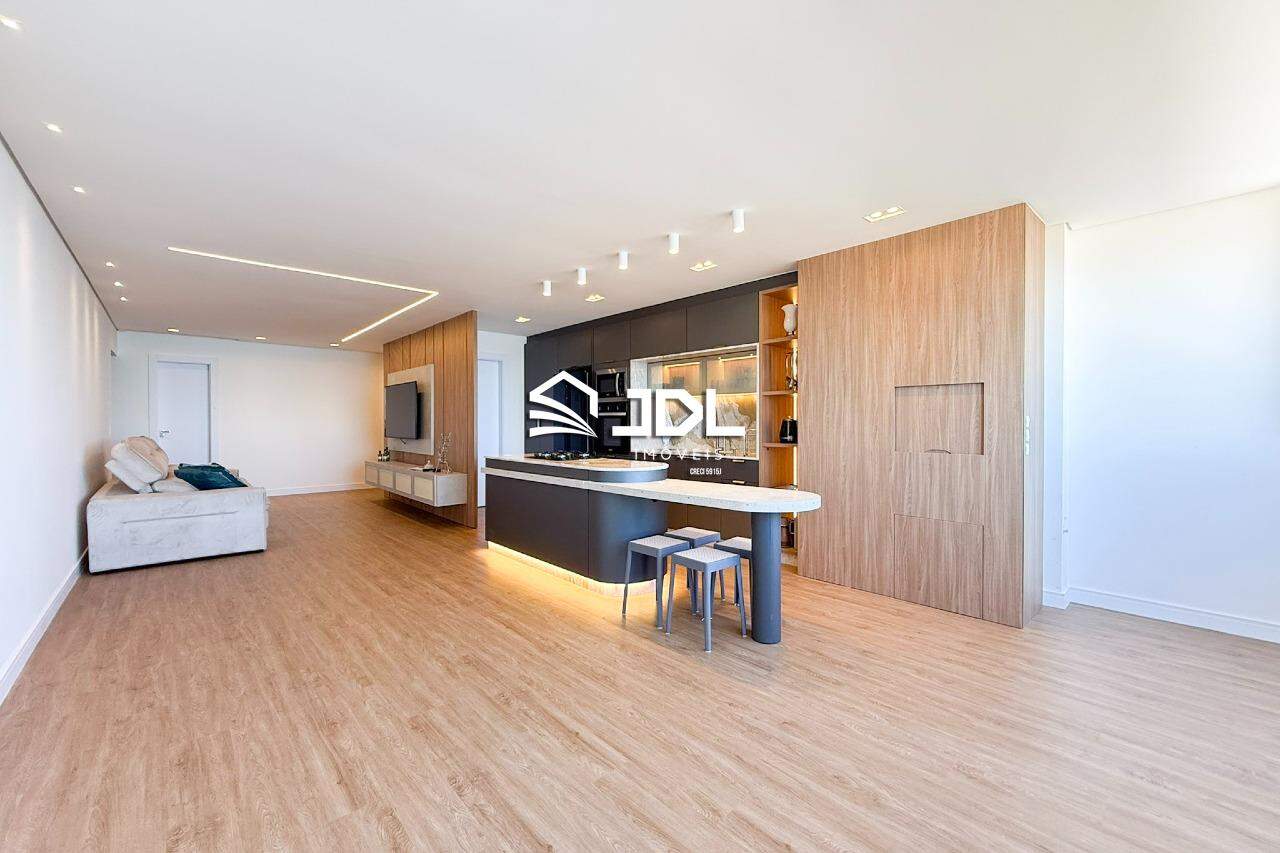 Apartamento à venda no bairro Centro: 