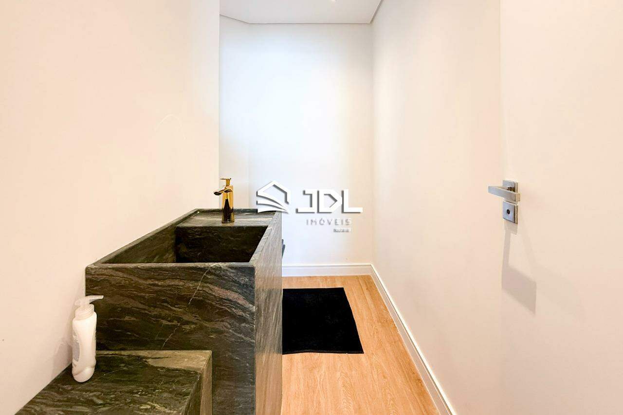 Apartamento à venda no bairro Centro: 
