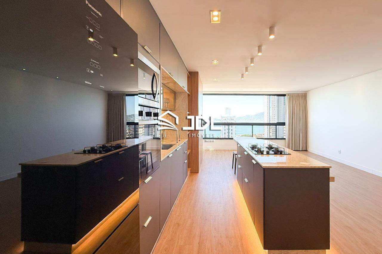Apartamento à venda no bairro Centro: 