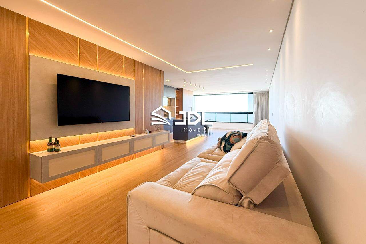 Apartamento à venda no bairro Centro: 