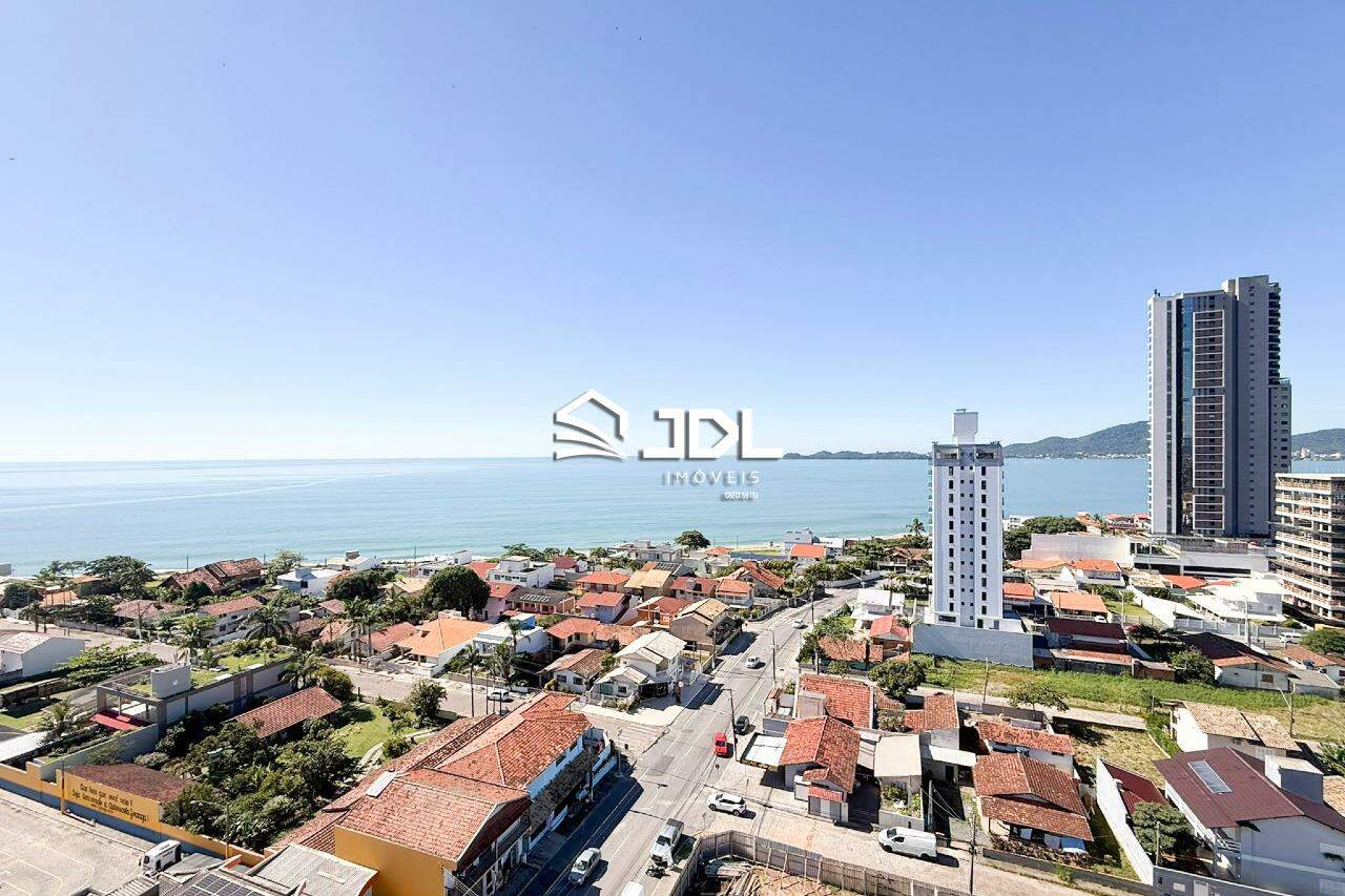 Apartamento à venda no bairro Centro: 