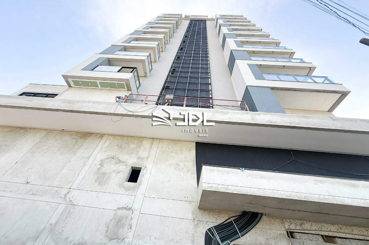 Apartamento à venda no bairro Centro: 