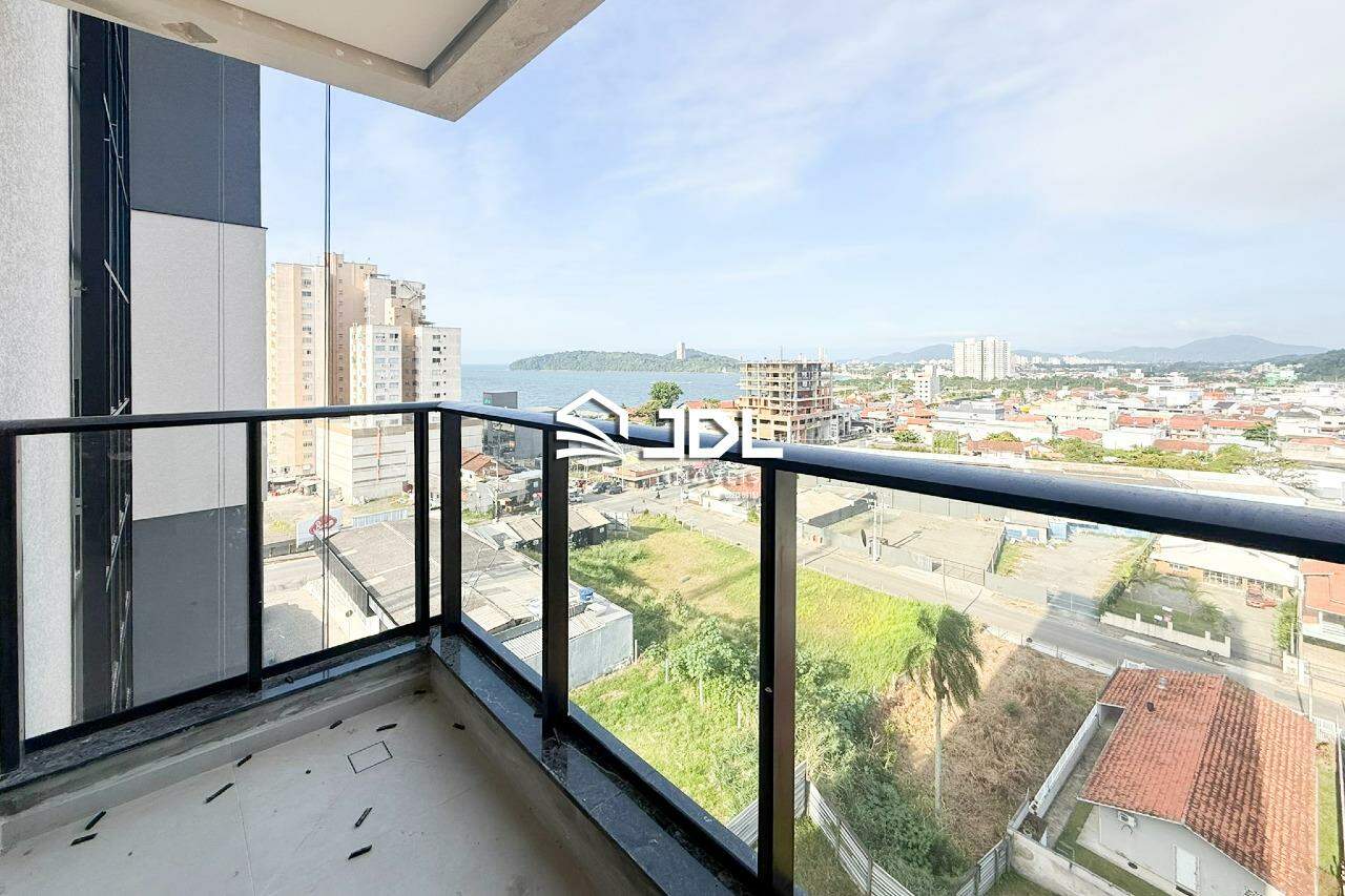 Apartamento à venda no bairro Centro: 