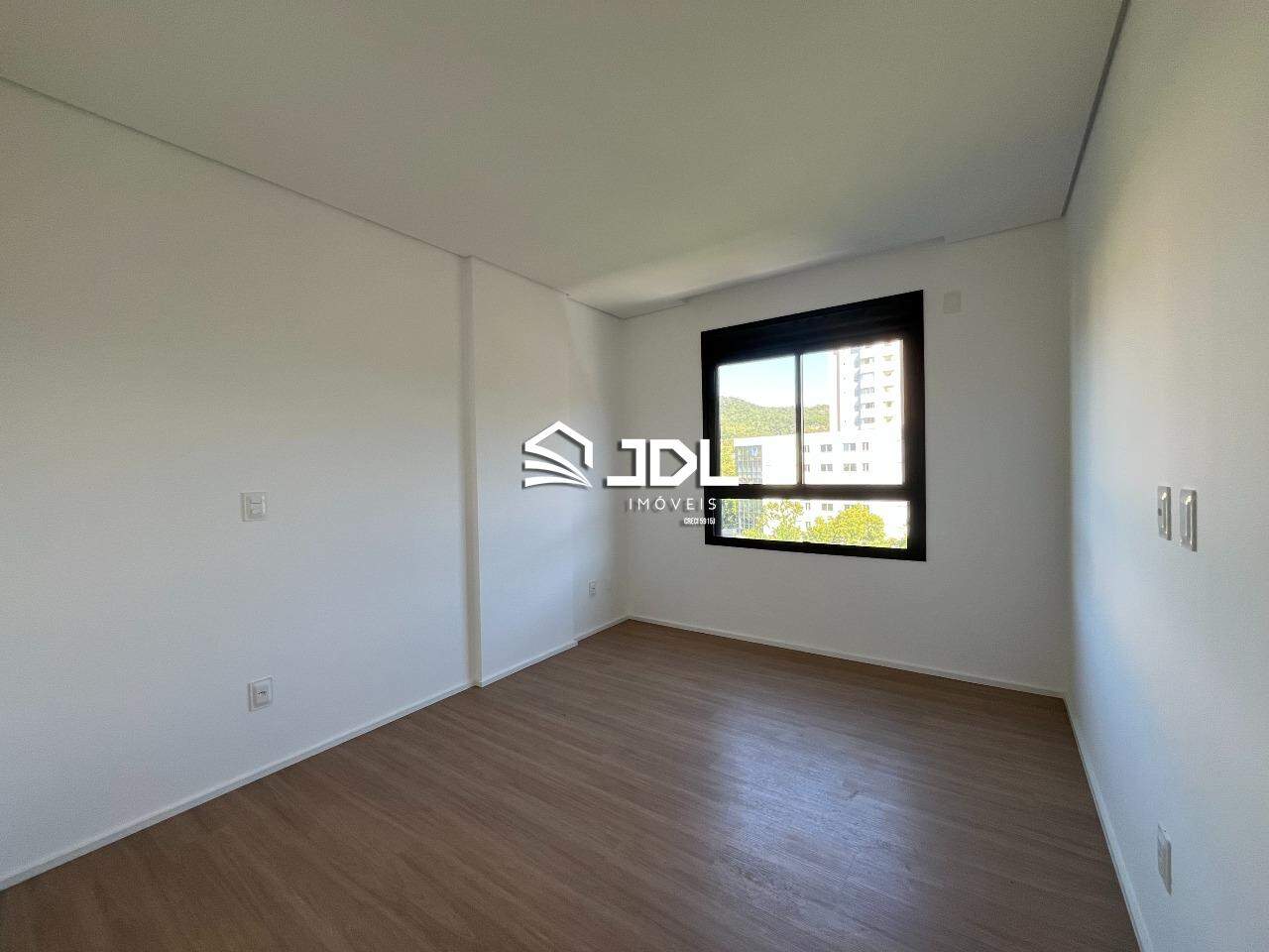 Apartamento à venda no bairro Jardim Blumenau: