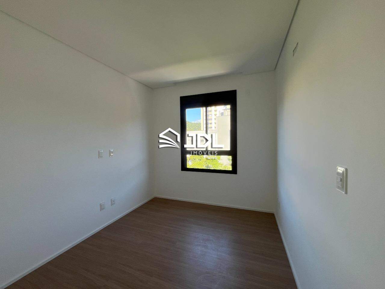 Apartamento à venda no bairro Jardim Blumenau: